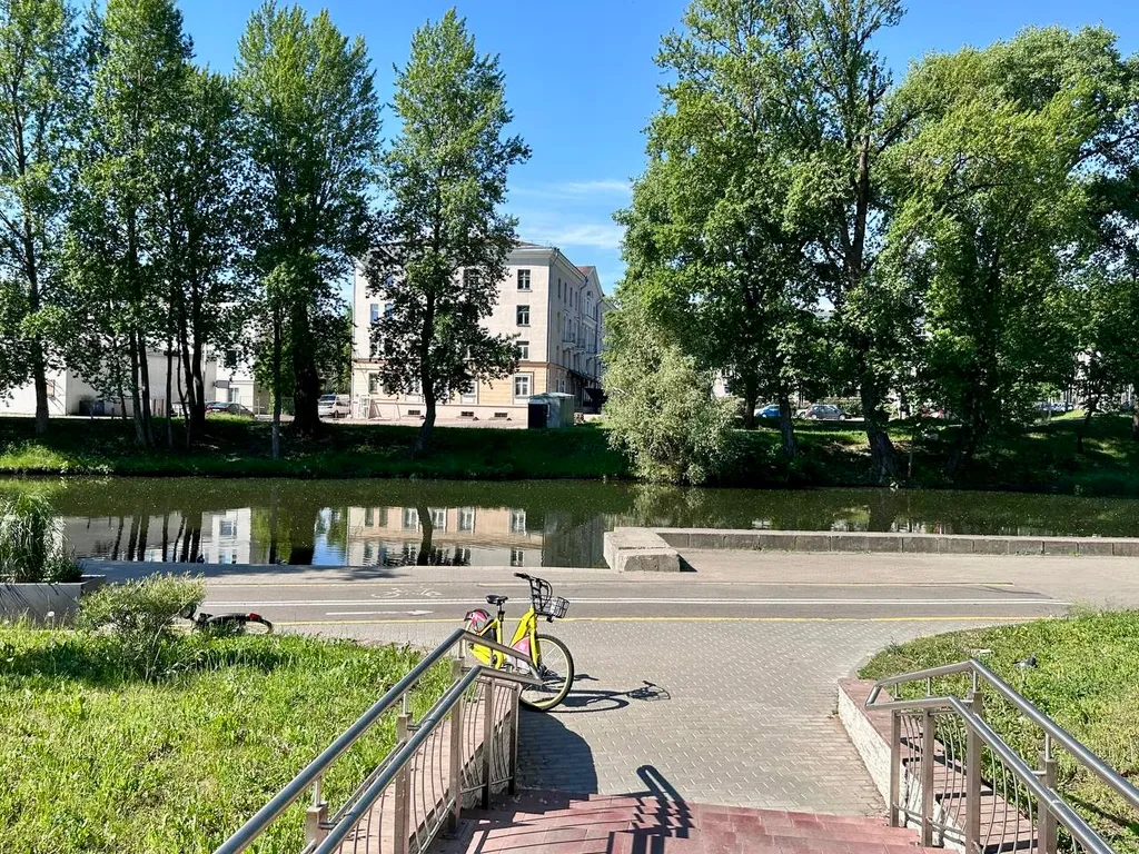Квартира Уютная квартира в центре города с видом на реку и парк — Минск