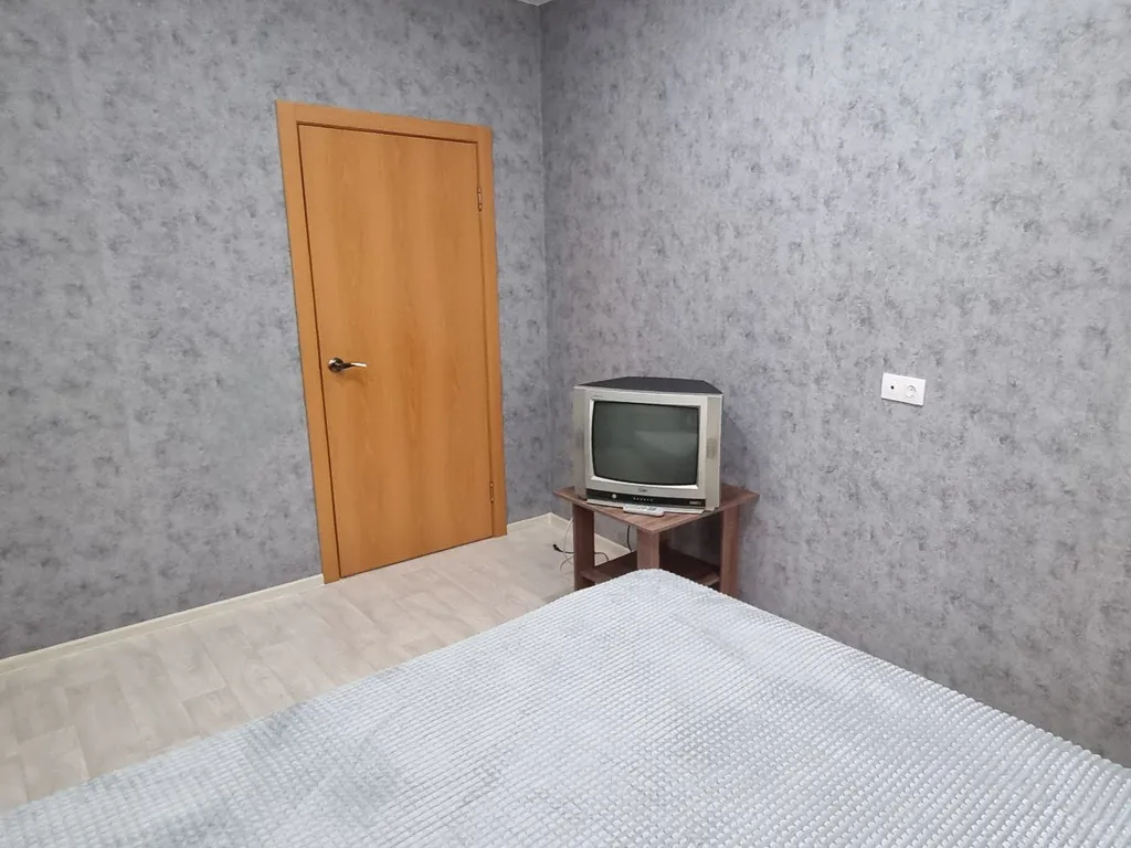 Квартира 1-коматная квартира в 10 минутах от Стадиона Рассвет — Красноярск