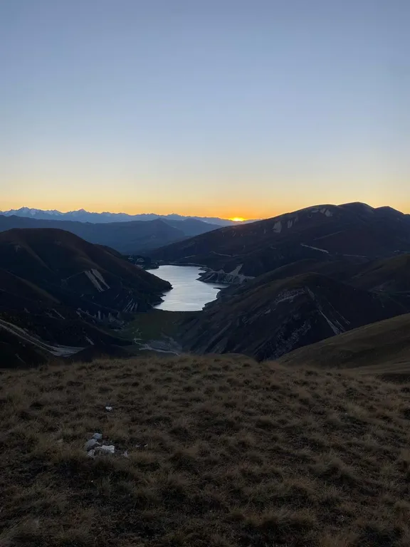 Коттедж Дом с верандой и видом на прекрасную долину - Новая веранда — Махачкала