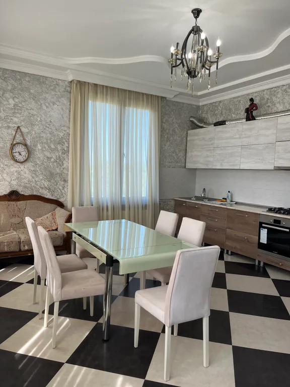 Riverside Cottage R104