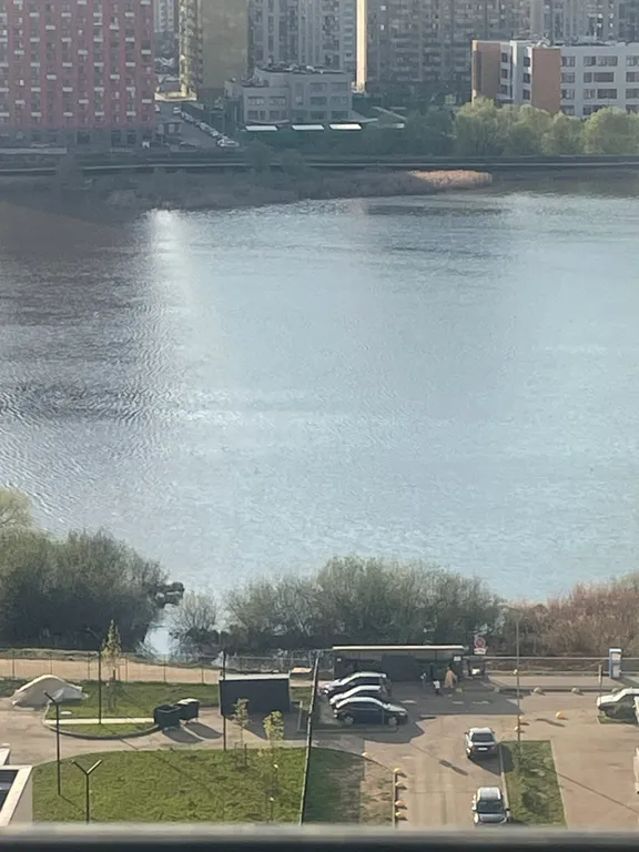 Уютные отдельные апартаменты с видом на озеро, без хозяев