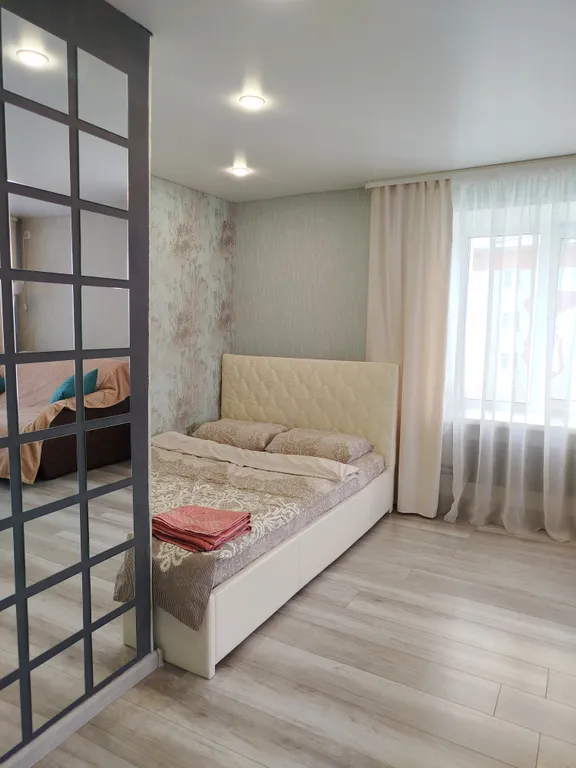 Рядом с двумя вокзалами