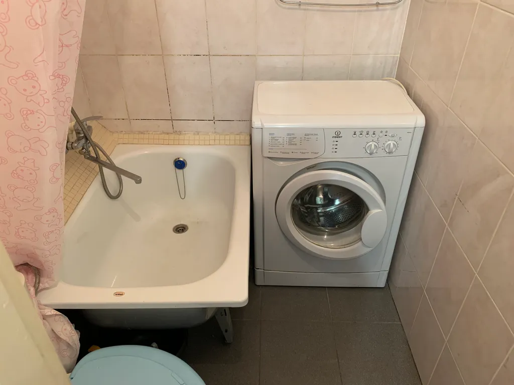 Студия в тихом районе через дорогу от Парка Юннатов