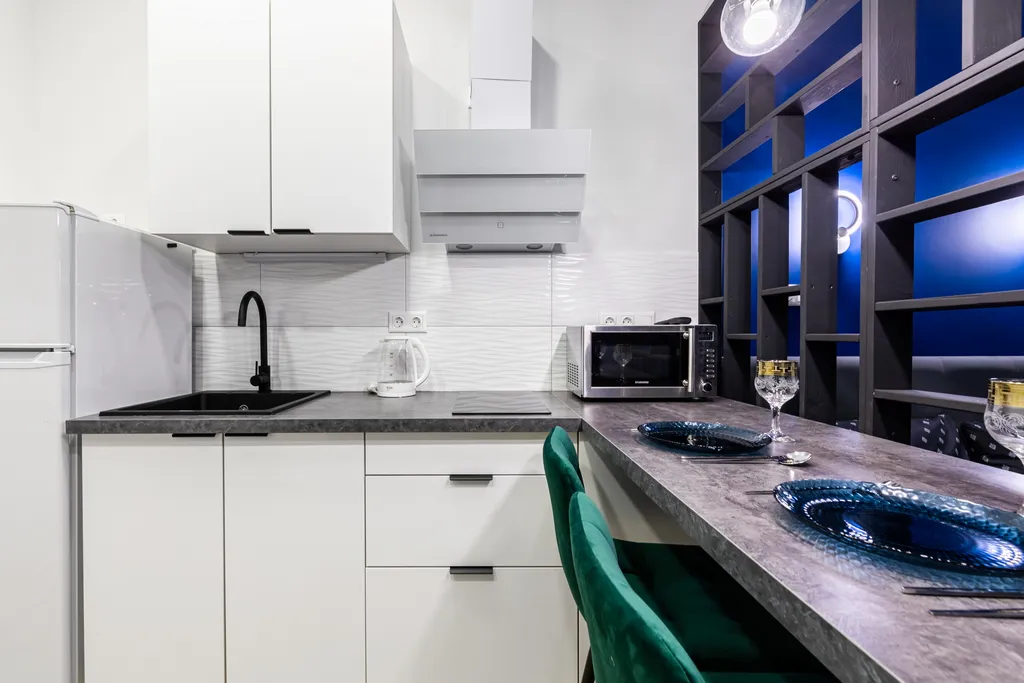 Уютная и красивая студия возле метро рядом с центром города