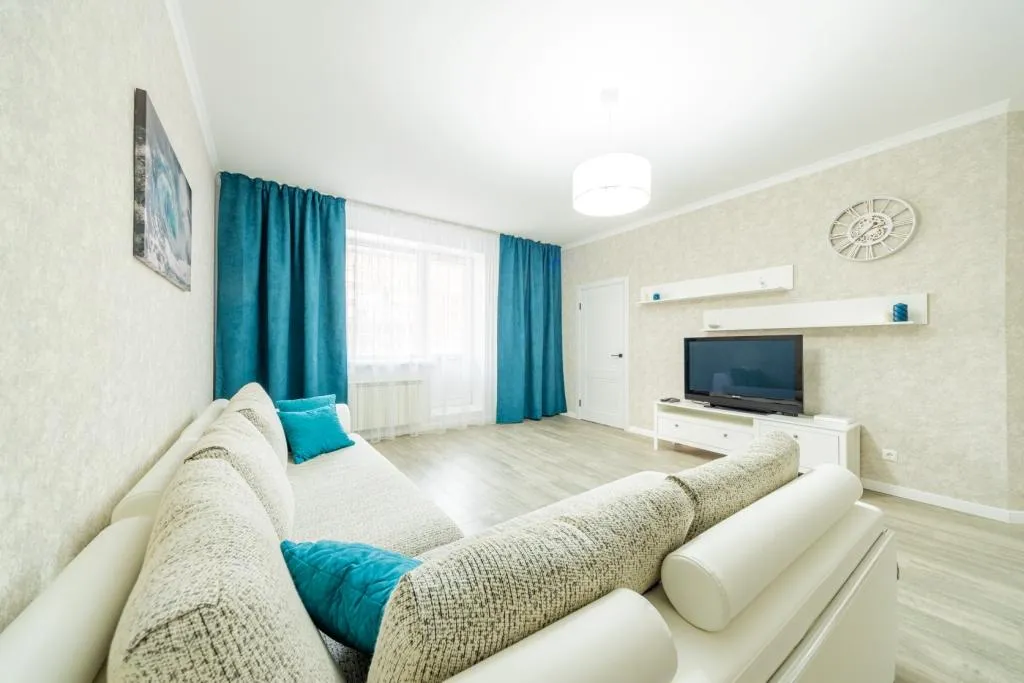 Просторная квартира со свежим ремонтом на Взлетке