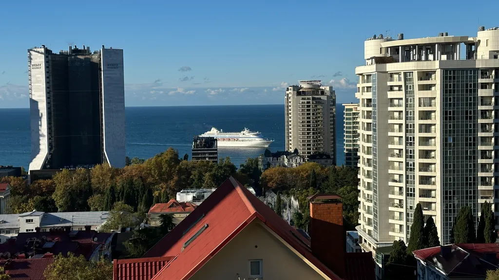 Квартира Квартира с видом на море для комфортного проживания — Сочи