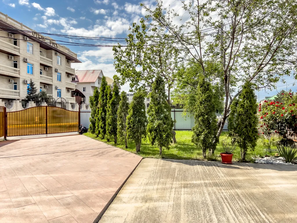 Апартамент в 5 минутах от моря с видом на зеленый парк