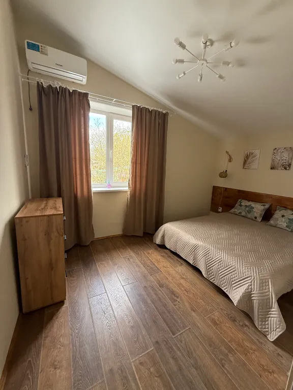 Дом Коттедж в черте города