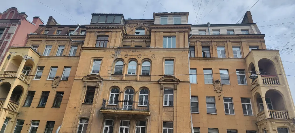 Атмосферная квартира в историческом центре рядом с метро