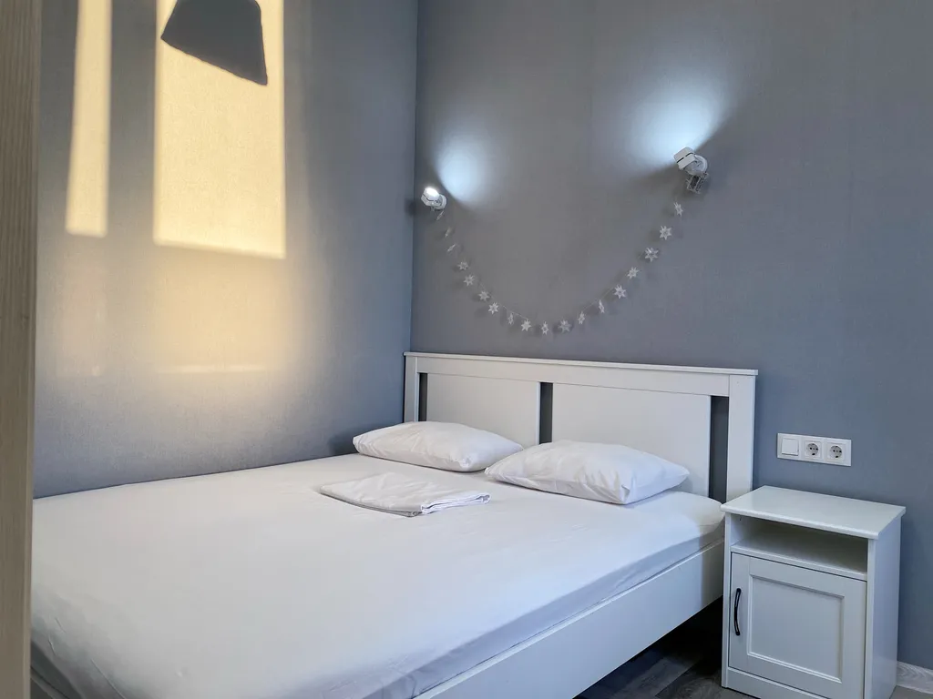 Квартира Апартаменты Изумрудный берег — Омск