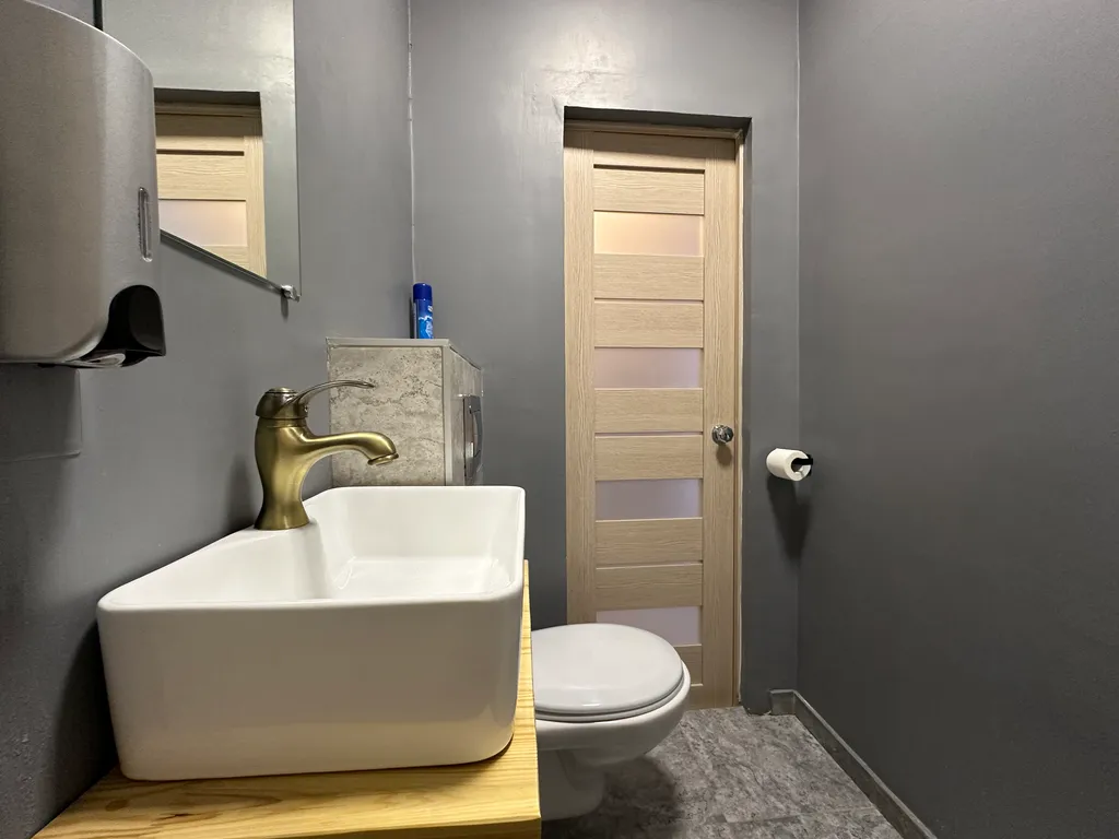 Просторная дружелюбная студия (КакДома на Анны Коньковой)