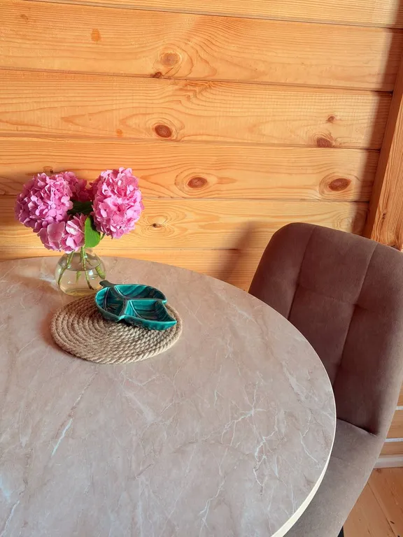 Уютный дом для посуточного проживания в Агудзере с частной территорией