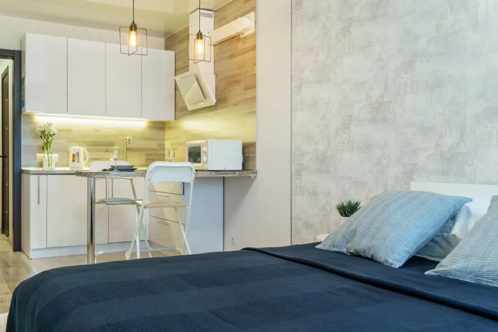 Good Night на Нефтяной 15