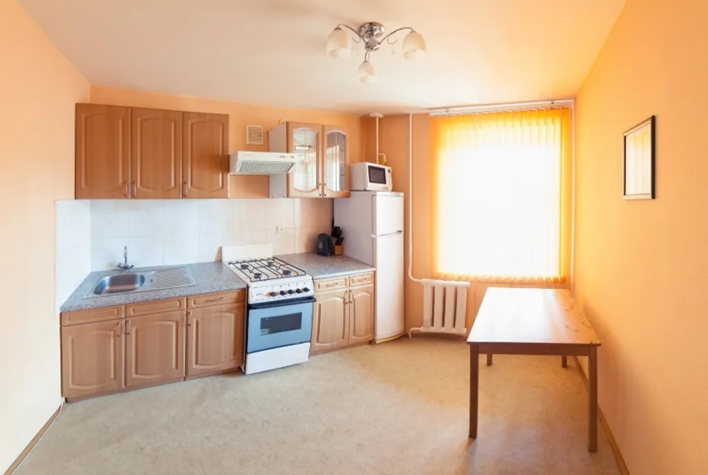 Светлая, чистая двухкомнатная квартира