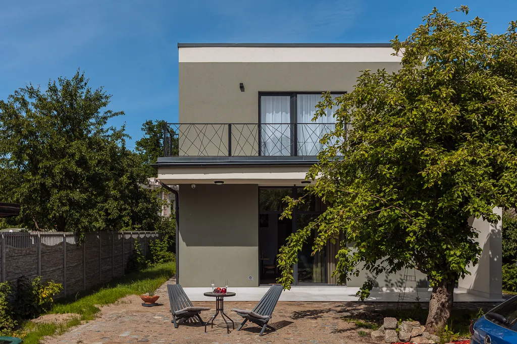 Коттедж Дом с террасой у озёр в Центральном районе — аренда посуточно в Калининград