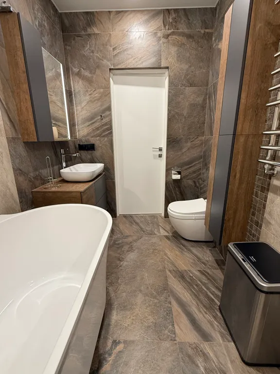 Уютная квартира с панорамными окнами