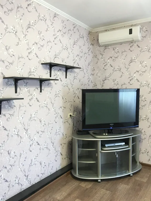 Квартира Двухкомнатная квартира с балконом — Анапа