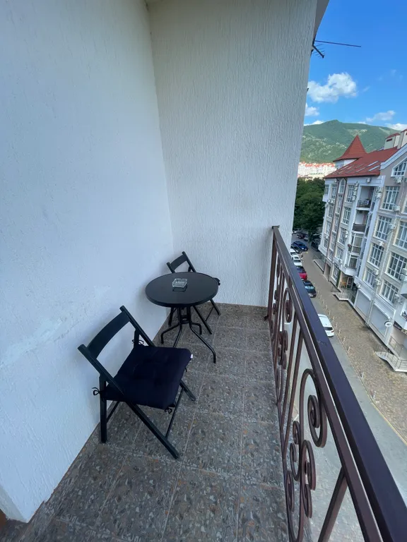 Квартира 2-комнатная Квартира — Геленджик