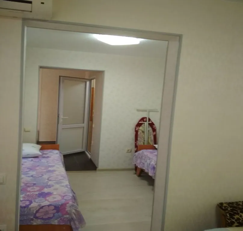 Коттедж 2-комнатный Дом — Евпатория