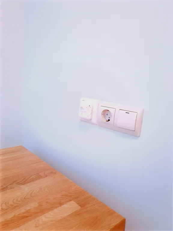 Новая евротрешка в центре города с красивым видом из окон