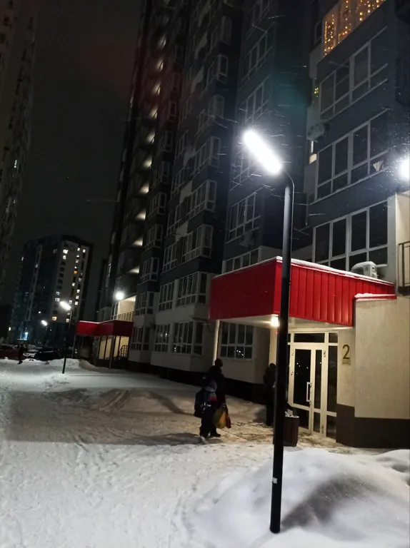 Студия на 10 этаже рядом с ТЦ Метро