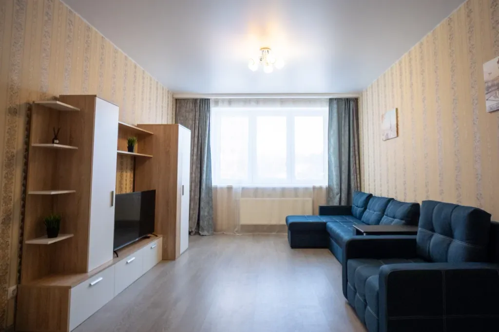 Апартаменты большая двухкомнатная квартира на пятерых