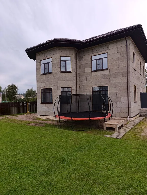 Коттедж Новый коттедж с русской баней на дровах — Тосно