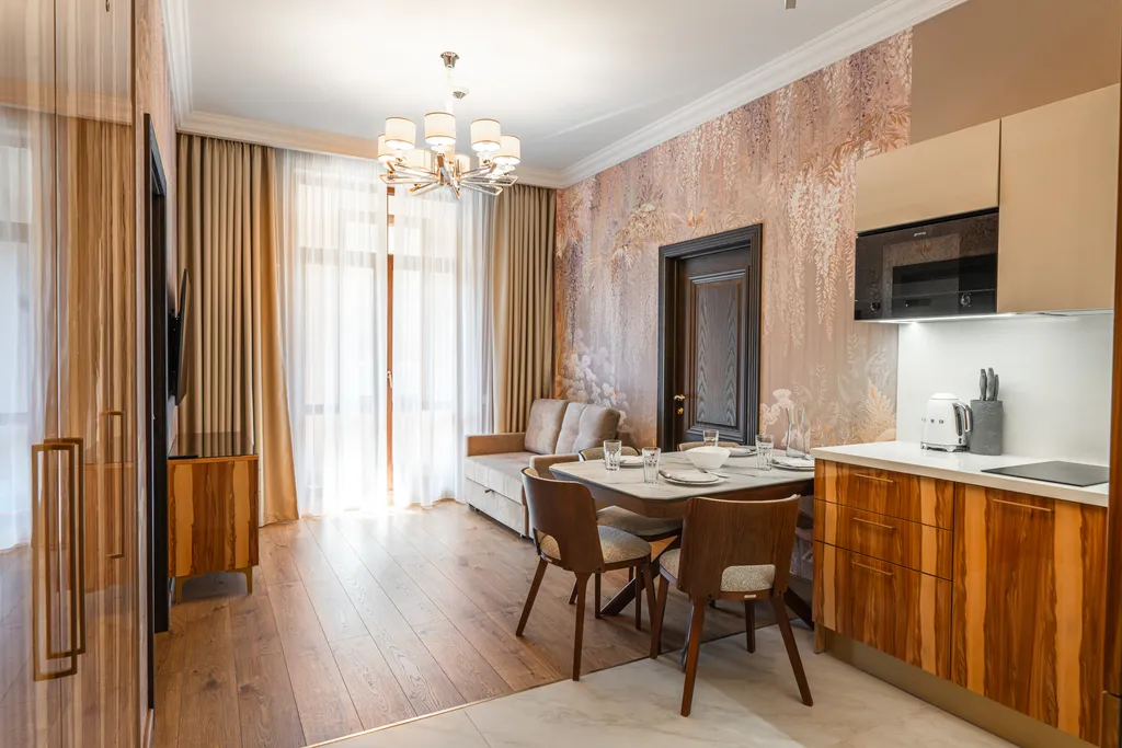 Апартаменты с новым ремонтом и 2 спальнями