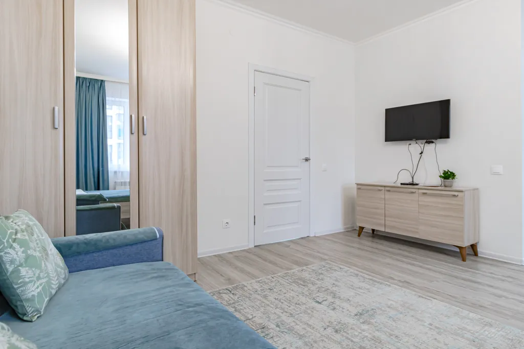 Квартирка во Временах года