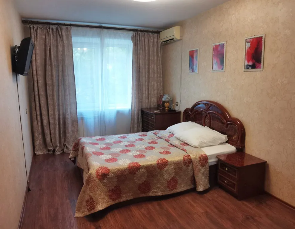 Трёхкомнатная квартира рядом с мамаевым курганом недалеко от центра — аренда посуточно в Волгоград