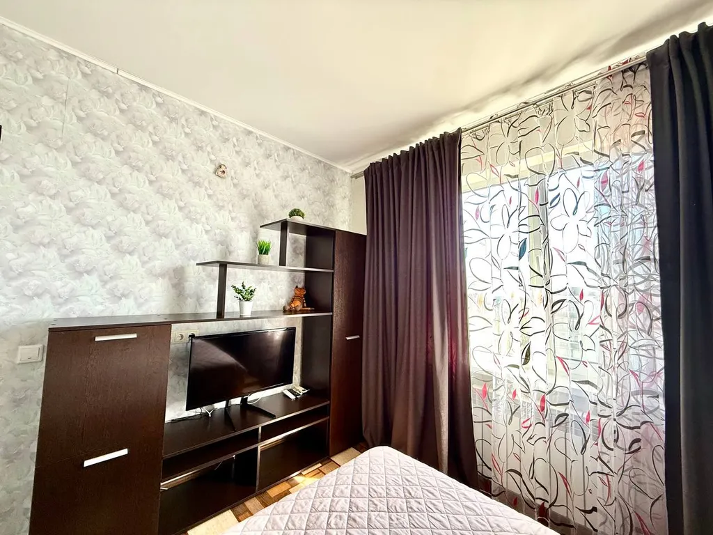 4-комнатная Квартира