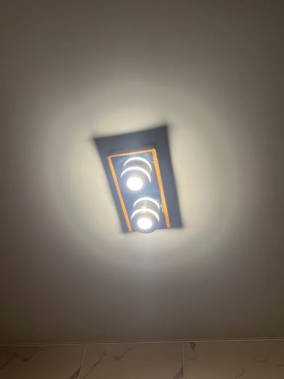 Новейшая, чистая и красивая студия в центре