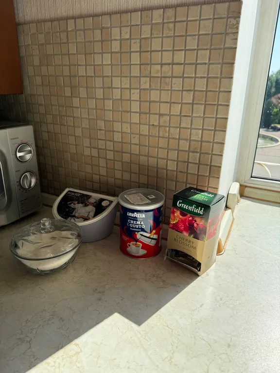 Большая 3-комнатная квартира в самом центре на площади