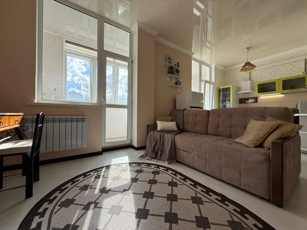 Студия рядом Парк Победы Херсонес не берем оплату за уборку