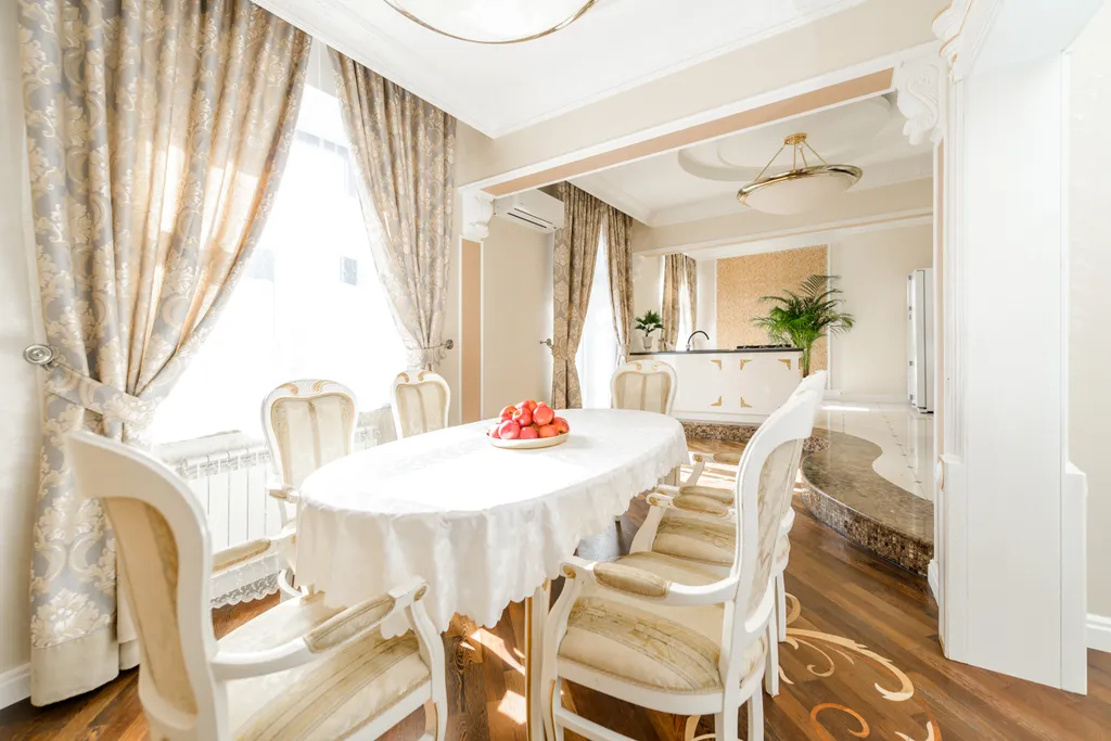 Квартира Версаль, двухэтажная 6-комнатная квартира — Москва