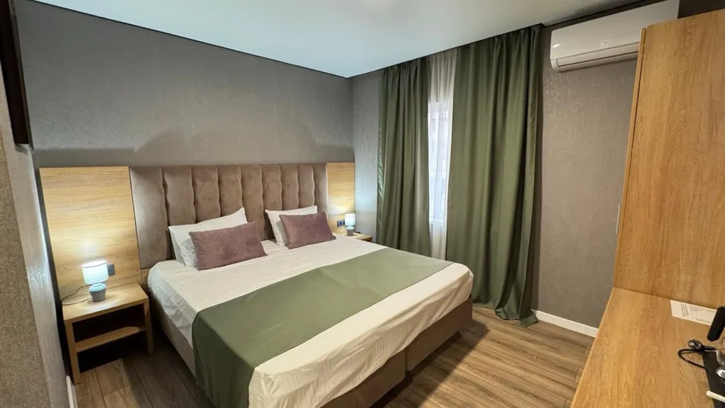 Улучшенный номер с двуспальной кроватью