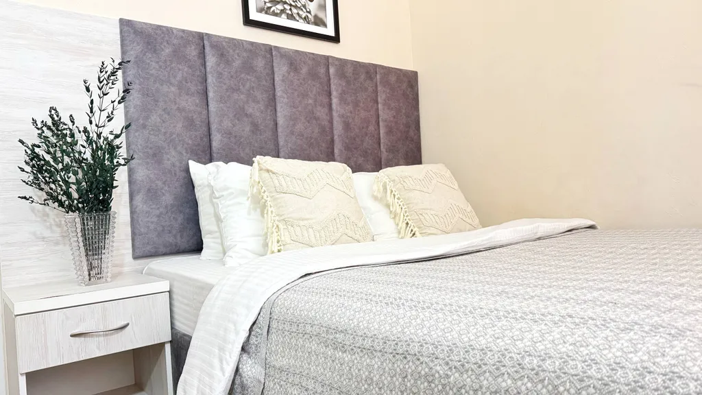 Не студия, отдельная спальня + видно море из окна