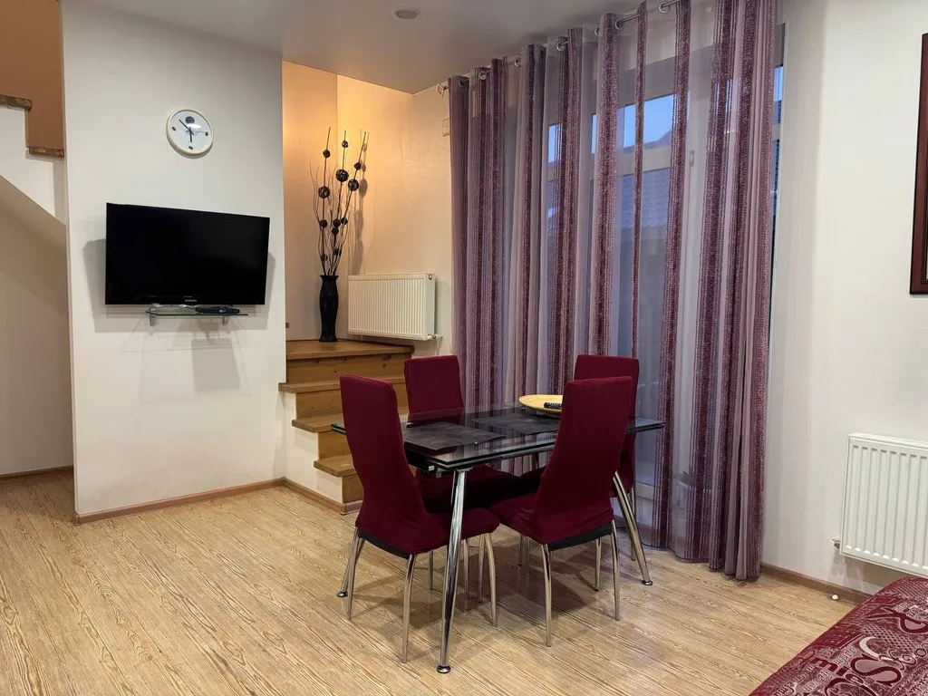 4-комнатный таунхаус на Банном рядом с ГЛЦ