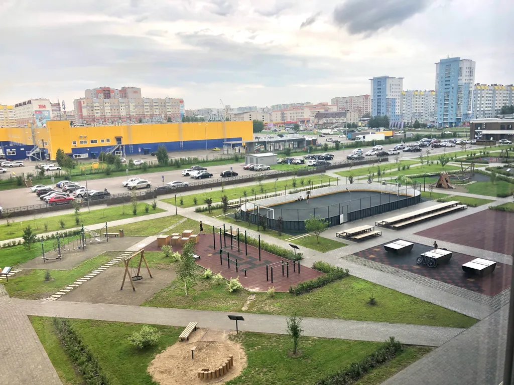 Студия возле ашана и ленты