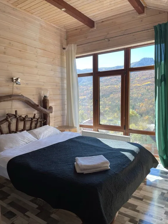 4-комнатная Квартира