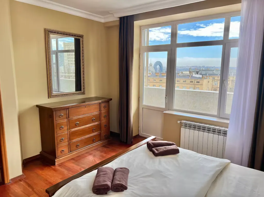 Апартаменты с видом на море около Старого города Ичяри шяхяр