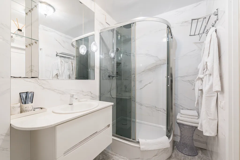 Апартаменты у Дана молл с видом на озеро