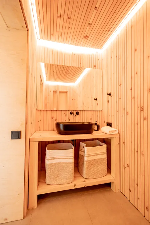 Дача на озере