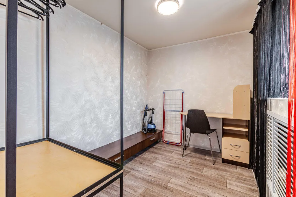 Уютная двухуровневая квартира с джакузи и аэрохоккем