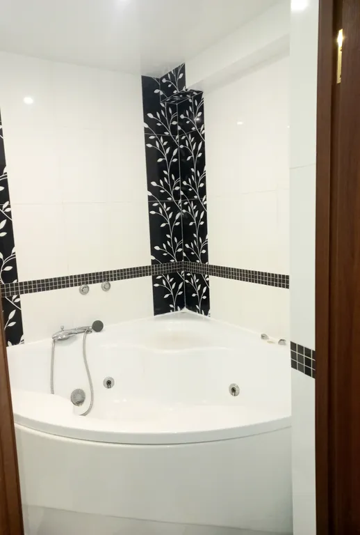 1-комнатная квартира в районе изумруда, вода круглосуточно