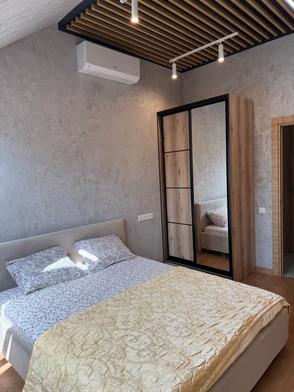 У Карлсона, который живет на крыше