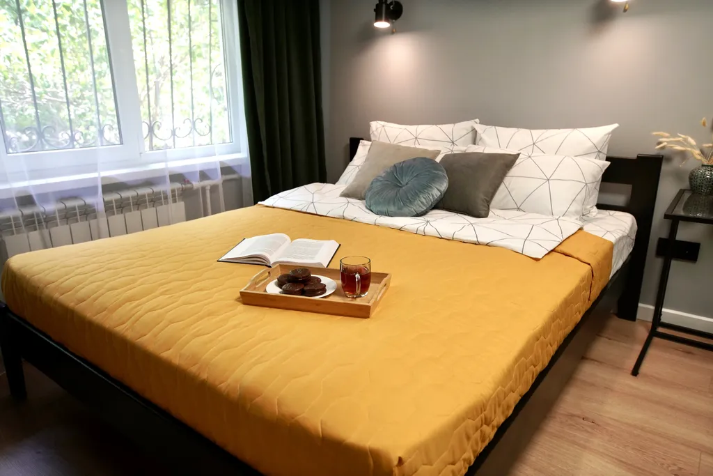 Современная квартира для отдыха и работы в спокойном районе Алматы