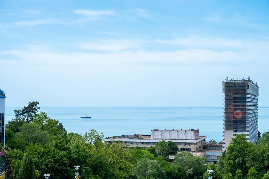 Квартира Квартира с двумя спальнями и видом на море — Сочи