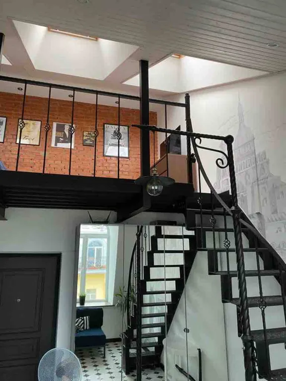 Стильная loft квартира Athena в центре Петербурга
