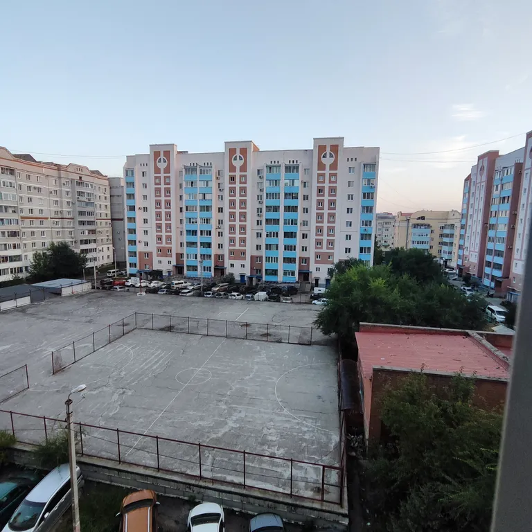 Уютная квартира в спальном районе города